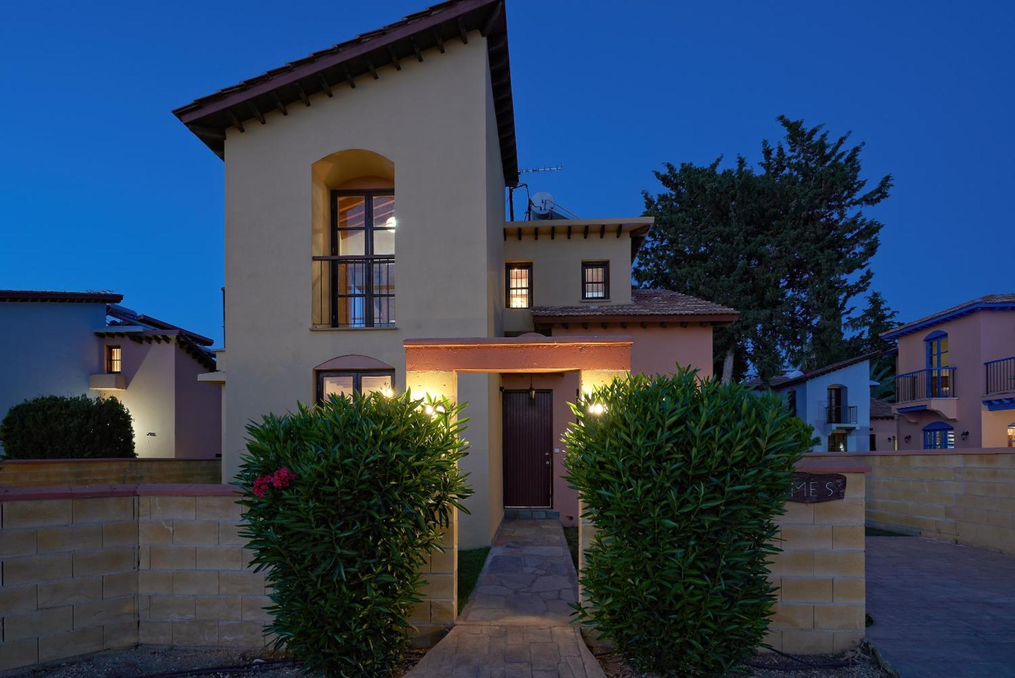 The Olympians Villas Polis Exterior photo